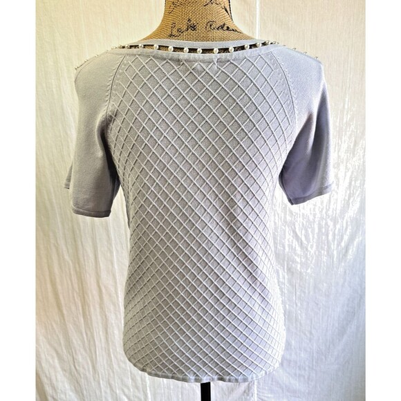 Leo & Ugo Women's Light Blue Textured Short Sleeve Pearl Neckline Sweater Sz M - Picture 5 of 16